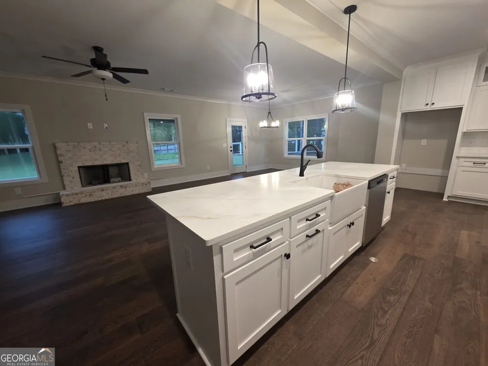 19 Louie LN Jefferson, GA 30549