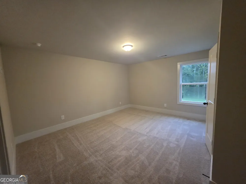 19 Louie LN Jefferson, GA 30549