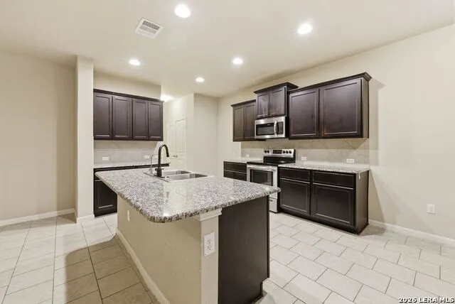 2139 Flintshire Dr New Braunfels, TX 78130