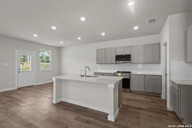 12419 Spike Heights San Antonio, TX 78245