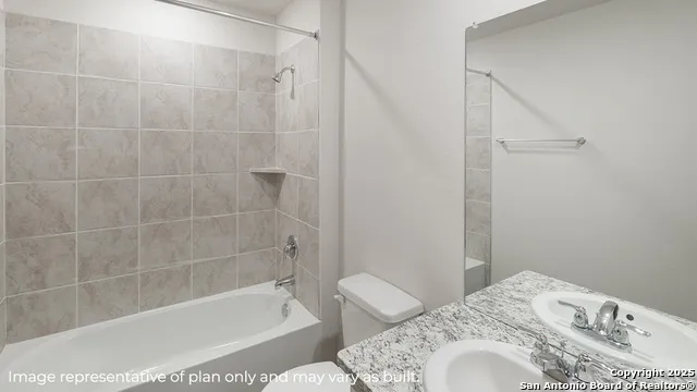 172 Violet Sylph San Antonio, TX 78253