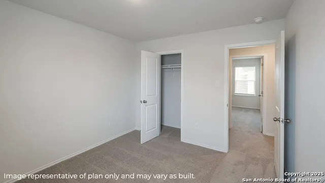 172 Violet Sylph San Antonio, TX 78253