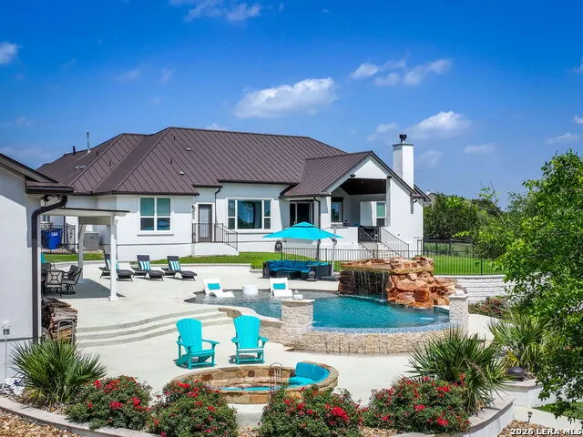 1344 BORDEAUX LN New Braunfels, TX 78132