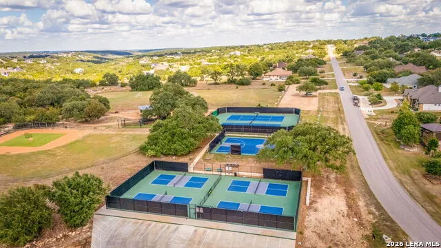 1344 BORDEAUX LN New Braunfels, TX 78132