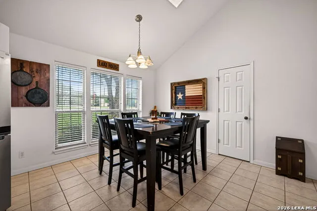 1032 SUMMIT RD Lakehills, TX 78063