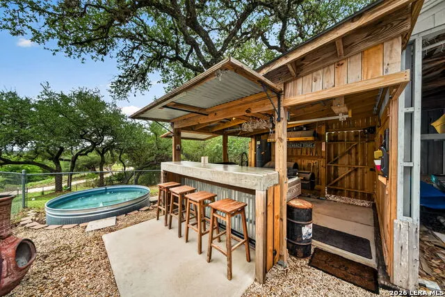 1032 SUMMIT RD Lakehills, TX 78063