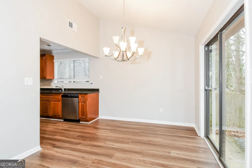 510 Creekwood XING Roswell, GA 30076
