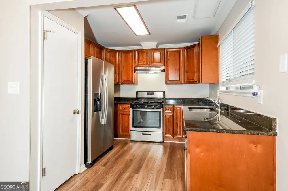 510 Creekwood XING Roswell, GA 30076