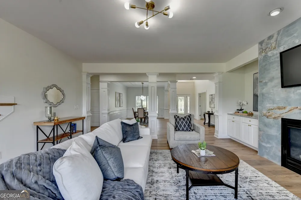 2825 Waterstone DR Cumming, GA 30041