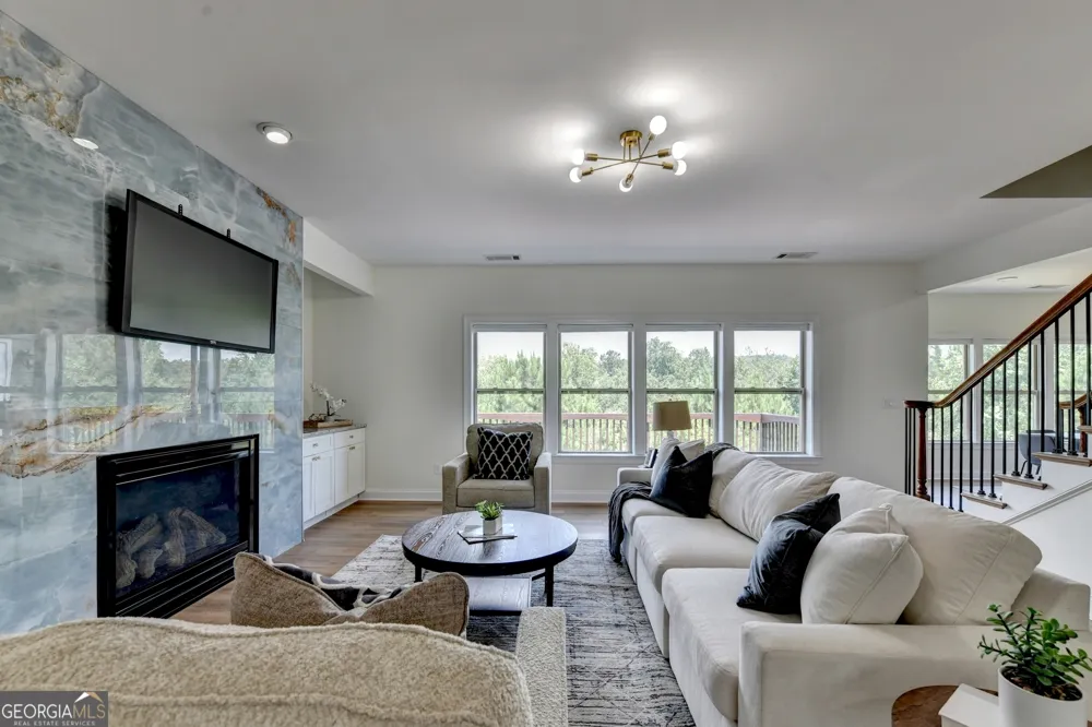 2825 Waterstone DR Cumming, GA 30041