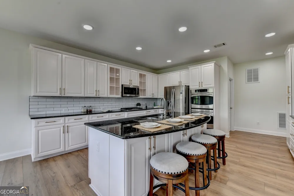 2825 Waterstone DR Cumming, GA 30041