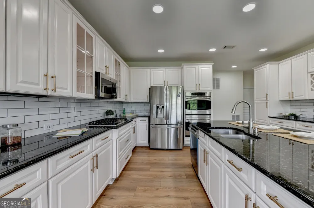 2825 Waterstone DR Cumming, GA 30041