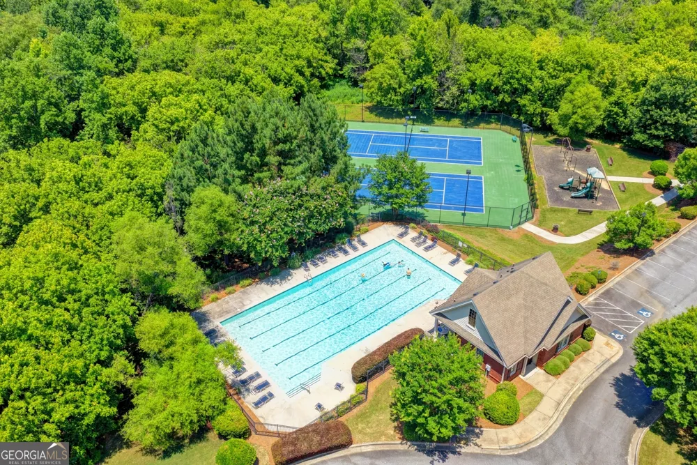 2825 Waterstone DR Cumming, GA 30041
