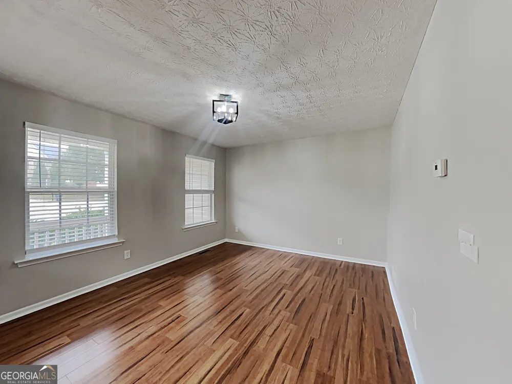 825 Roxfield CT Buford, GA 30518