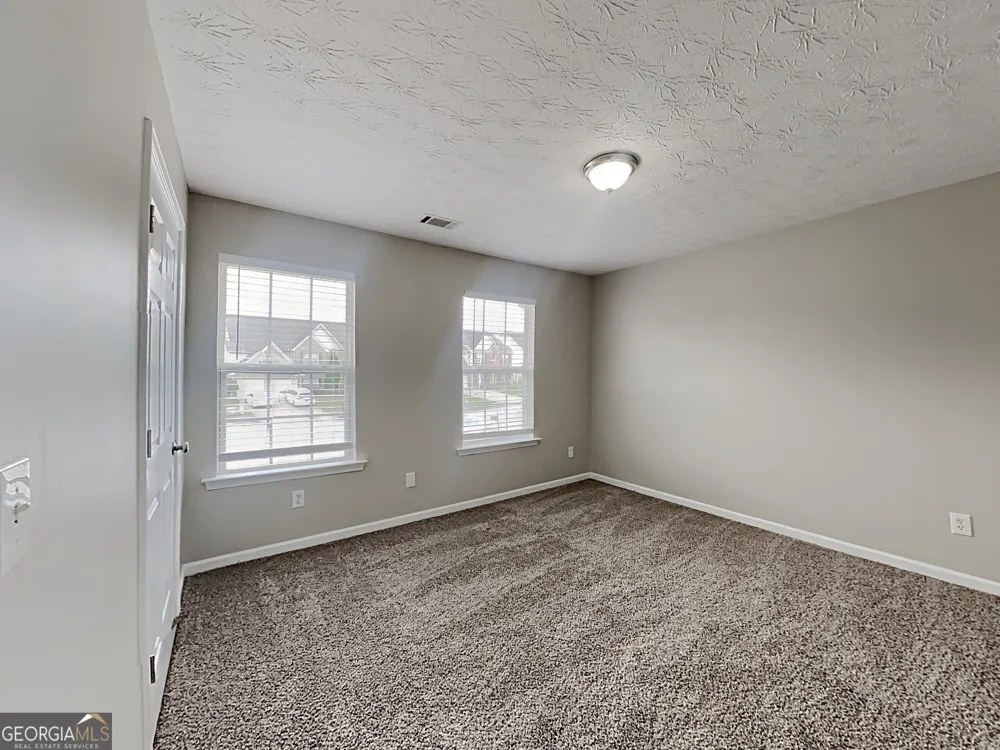 825 Roxfield CT Buford, GA 30518