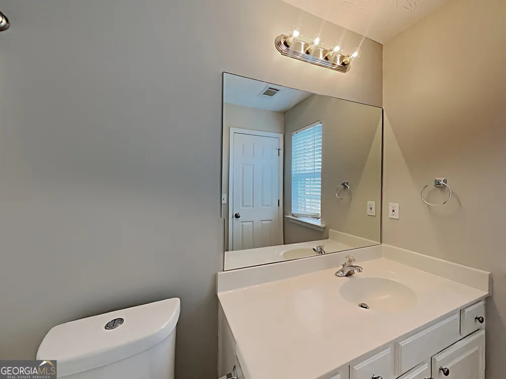 825 Roxfield CT Buford, GA 30518