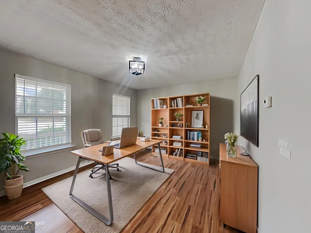 825 Roxfield CT Buford, GA 30518