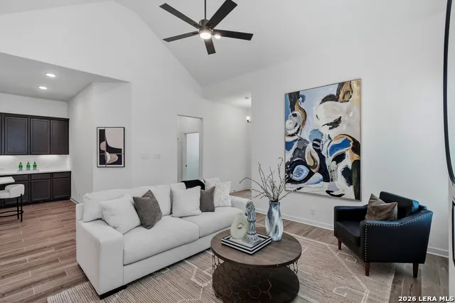 9427 Hidden Stone Schertz, TX 78154