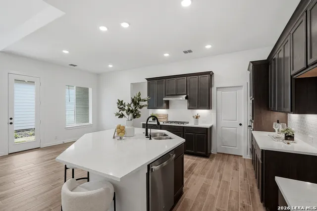 9427 Hidden Stone Schertz, TX 78154