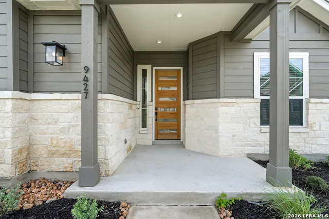 9427 Hidden Stone Schertz, TX 78154