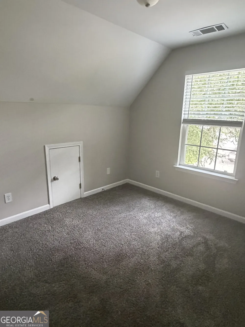 1942 Oakbluff DR Austell, GA 30106