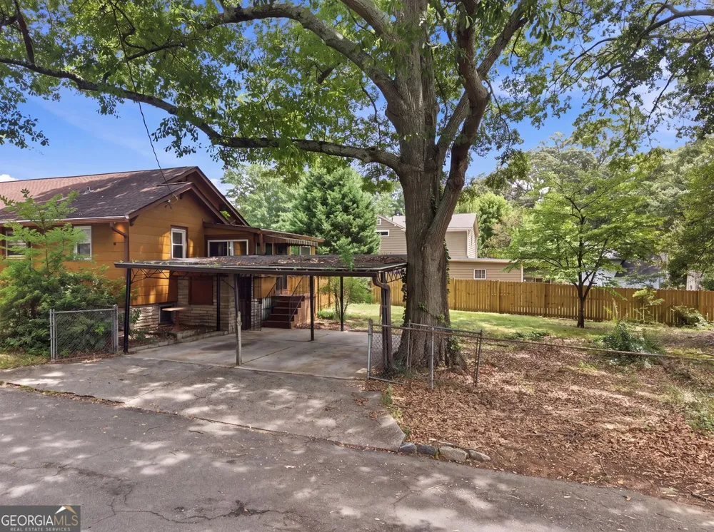 1012 SW Birch ST SW Atlanta, GA 30310
