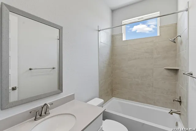 230 Hidalgo Boerne, TX 78006