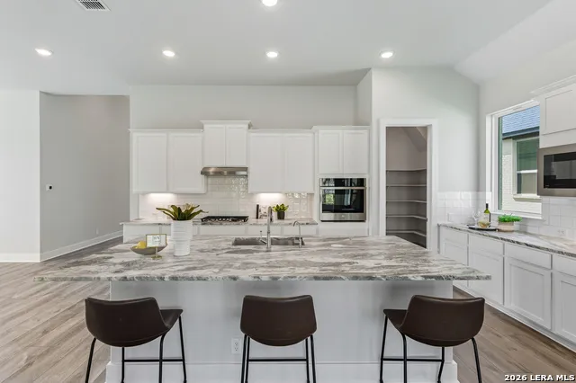 230 Hidalgo Boerne, TX 78006