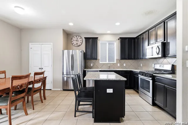 12962 Limestone San Antonio, TX 78253