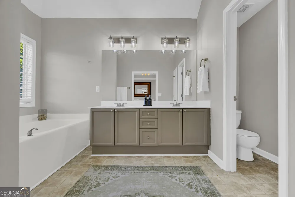 678 Bailey DR Jefferson, GA 30549
