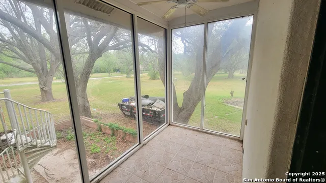 7 Glen Cove Dr Seguin, TX 78155