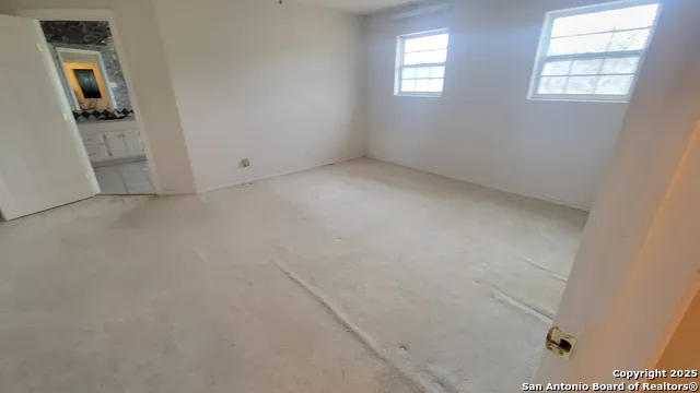 7 Glen Cove Dr Seguin, TX 78155