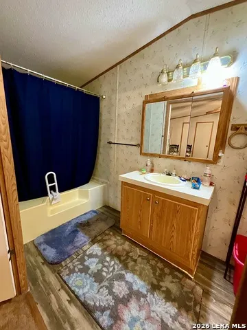 110 AGAPE RD Woodsboro, TX 78393