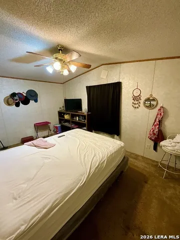 110 AGAPE RD Woodsboro, TX 78393