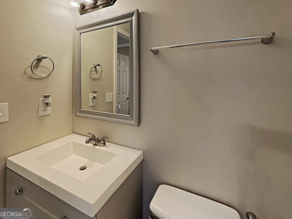 252 Bridge PL Douglasville, GA 30134
