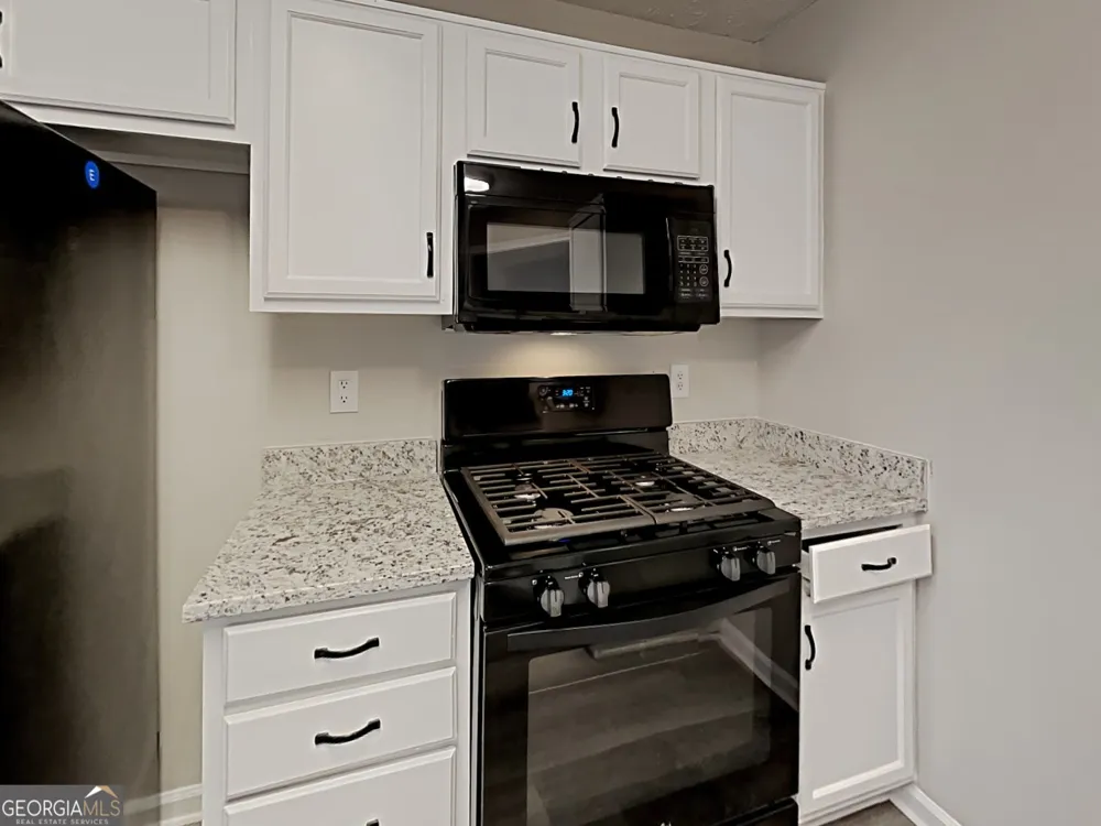 252 Bridge PL Douglasville, GA 30134