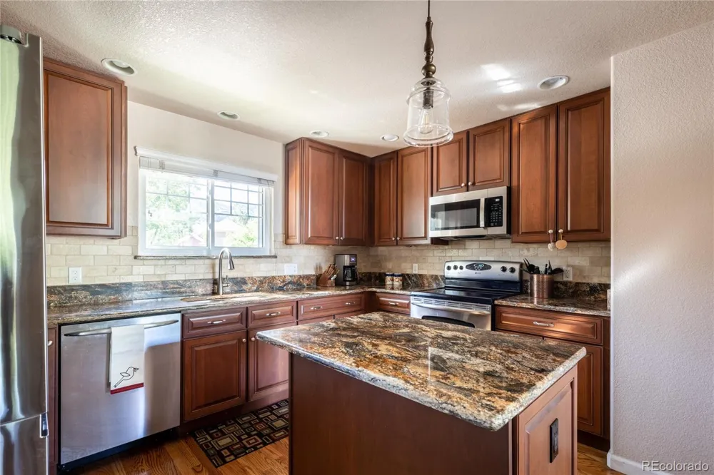 9836 S Johnson Court Littleton, CO 80127