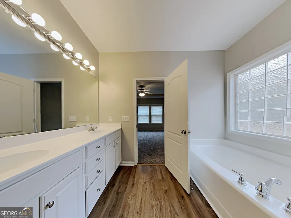 14 Stone CT Newnan, GA 30265