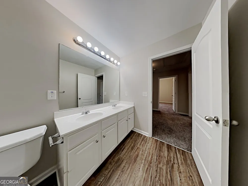 14 Stone CT Newnan, GA 30265