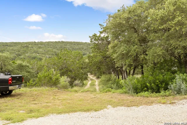 1722 COUNTY ROAD 270 Mico, TX 78056