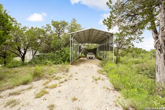 1722 COUNTY ROAD 270 Mico, TX 78056