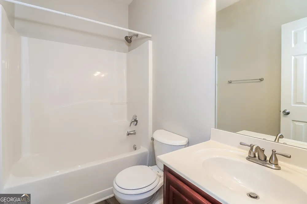 172 Fred Bishop DR Canton, GA 30114