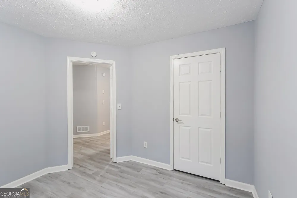 1380 Timber Walk DR Loganville, GA 30052