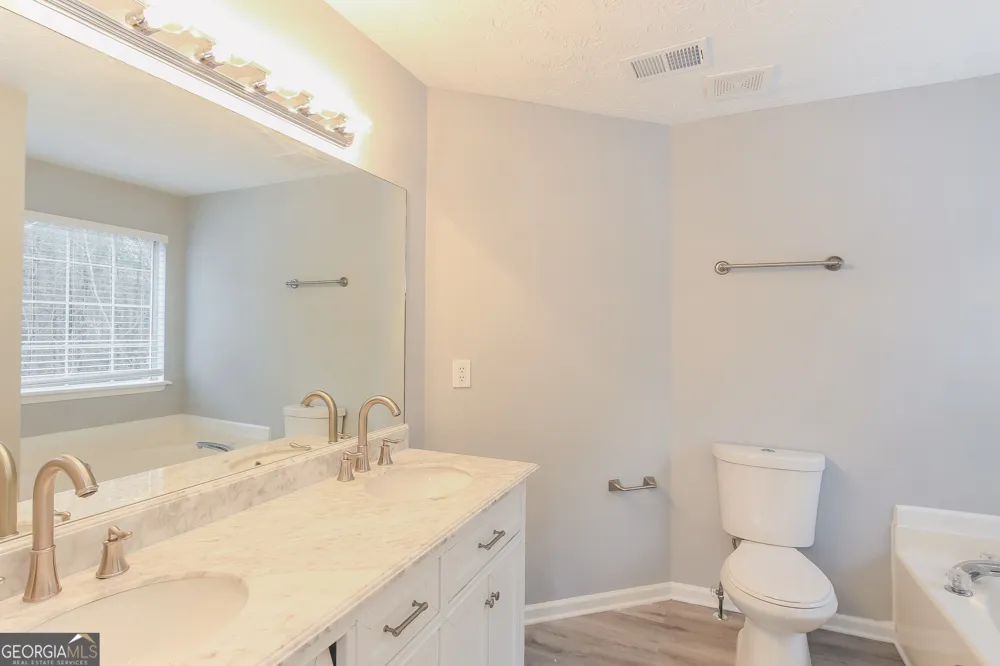 1380 Timber Walk DR Loganville, GA 30052