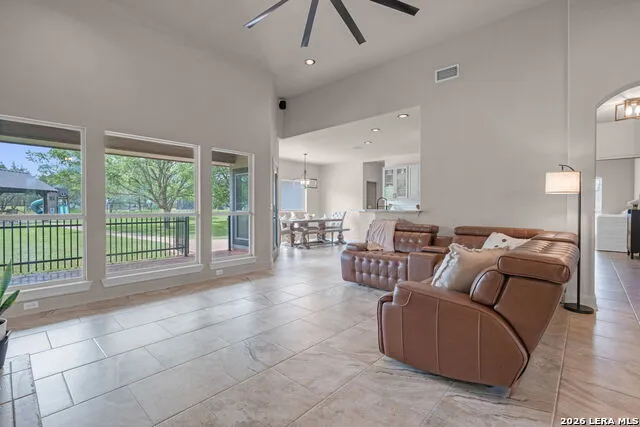 277 TEXAS COUNTRY DR New Braunfels, TX 78132