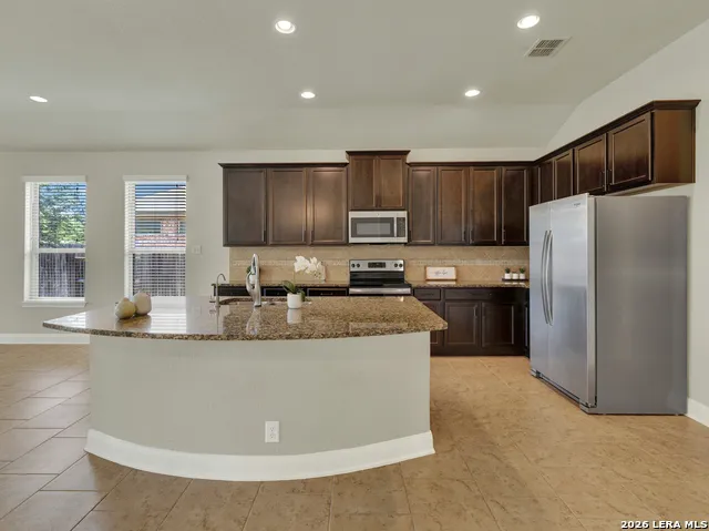 2274 SUN STONE PL New Braunfels, TX 78130
