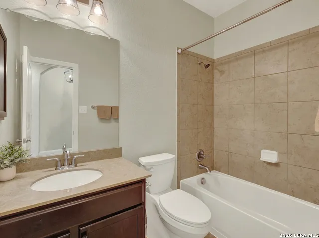 2274 SUN STONE PL New Braunfels, TX 78130