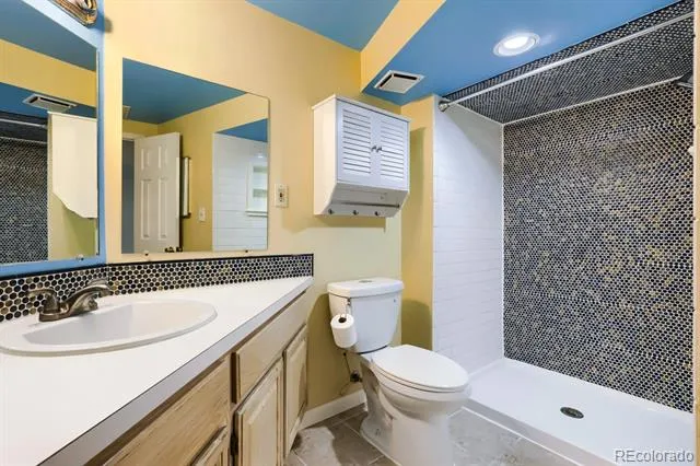 19406 E 45th Avenue Denver, CO 80249