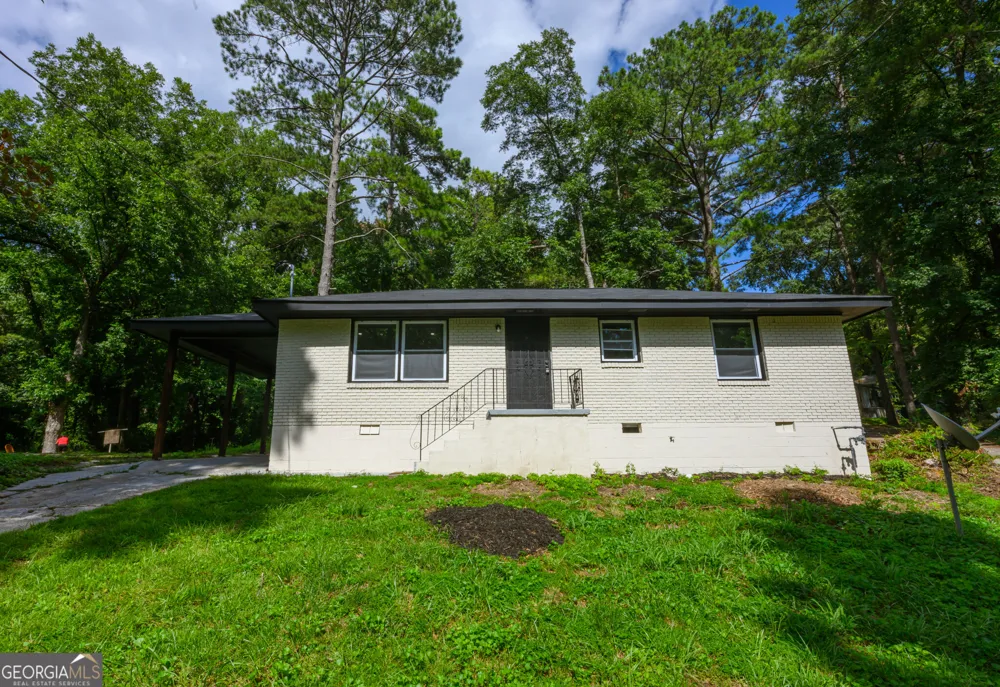 2970 Humphries DR SE Atlanta, GA 30354
