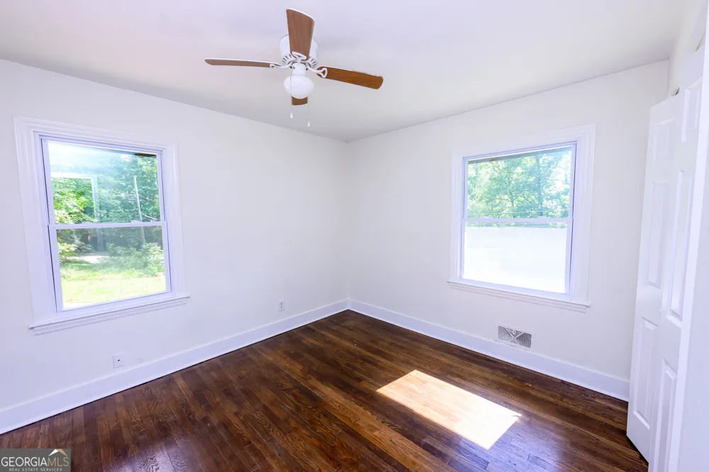 2970 Humphries DR SE Atlanta, GA 30354